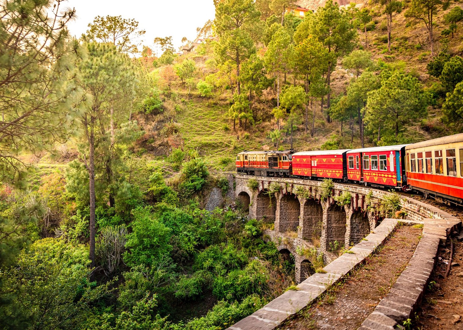 Dharamshala to Shimla Taxi